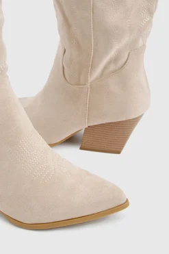 Bottes western brodées en suède synthétique montant jusqu'au mollet