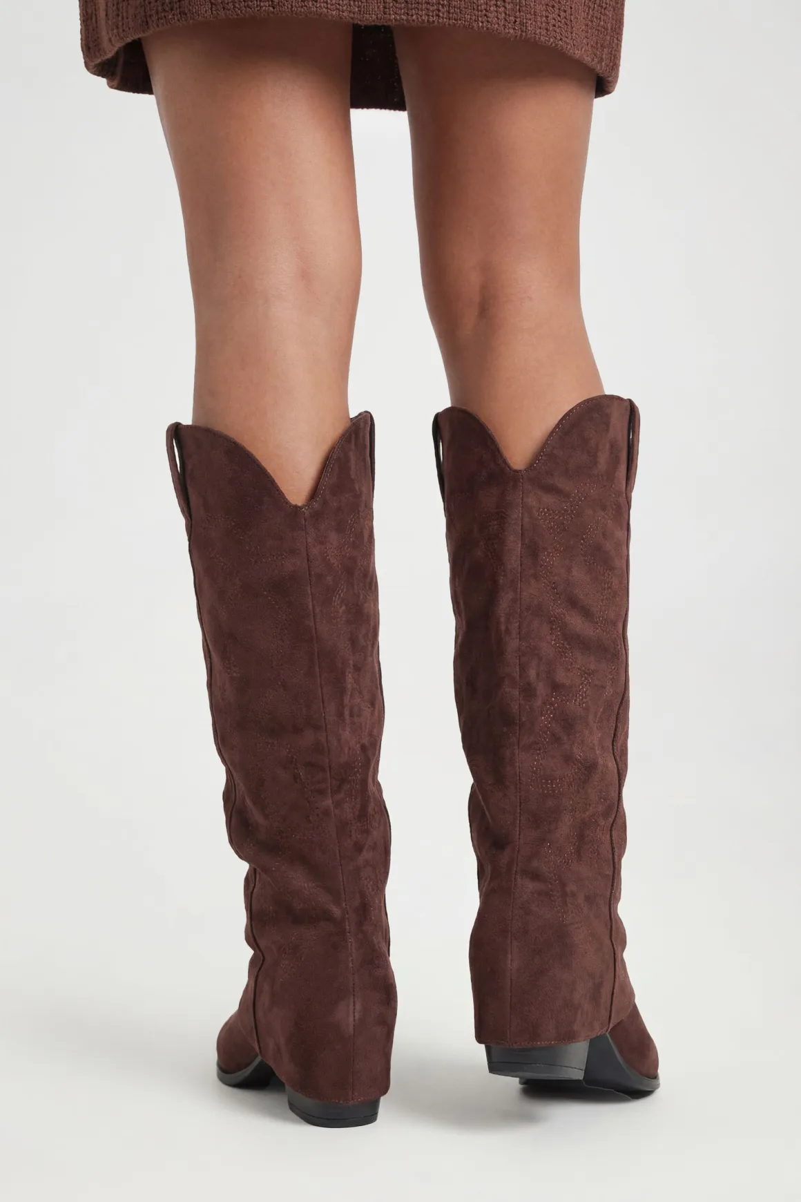 Bottes Western Montantes À Broderies Avec Revers Coupe Large