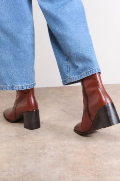 Oasis Bottine Chelsea Lauren en Cuir à Talon Bloc Mi-Hauteur< Bottes|Bottes Noires
