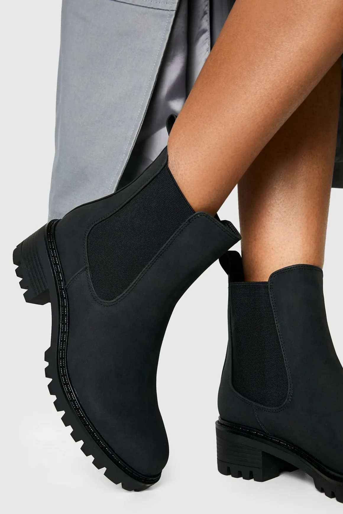 Bottines Chelsea imposantes à panneaux élastiques