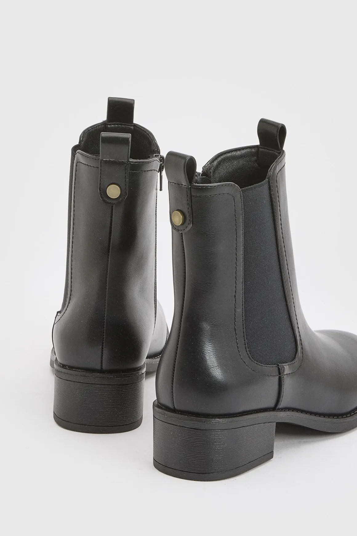 Bottines Chelsea À Patte De Tirage