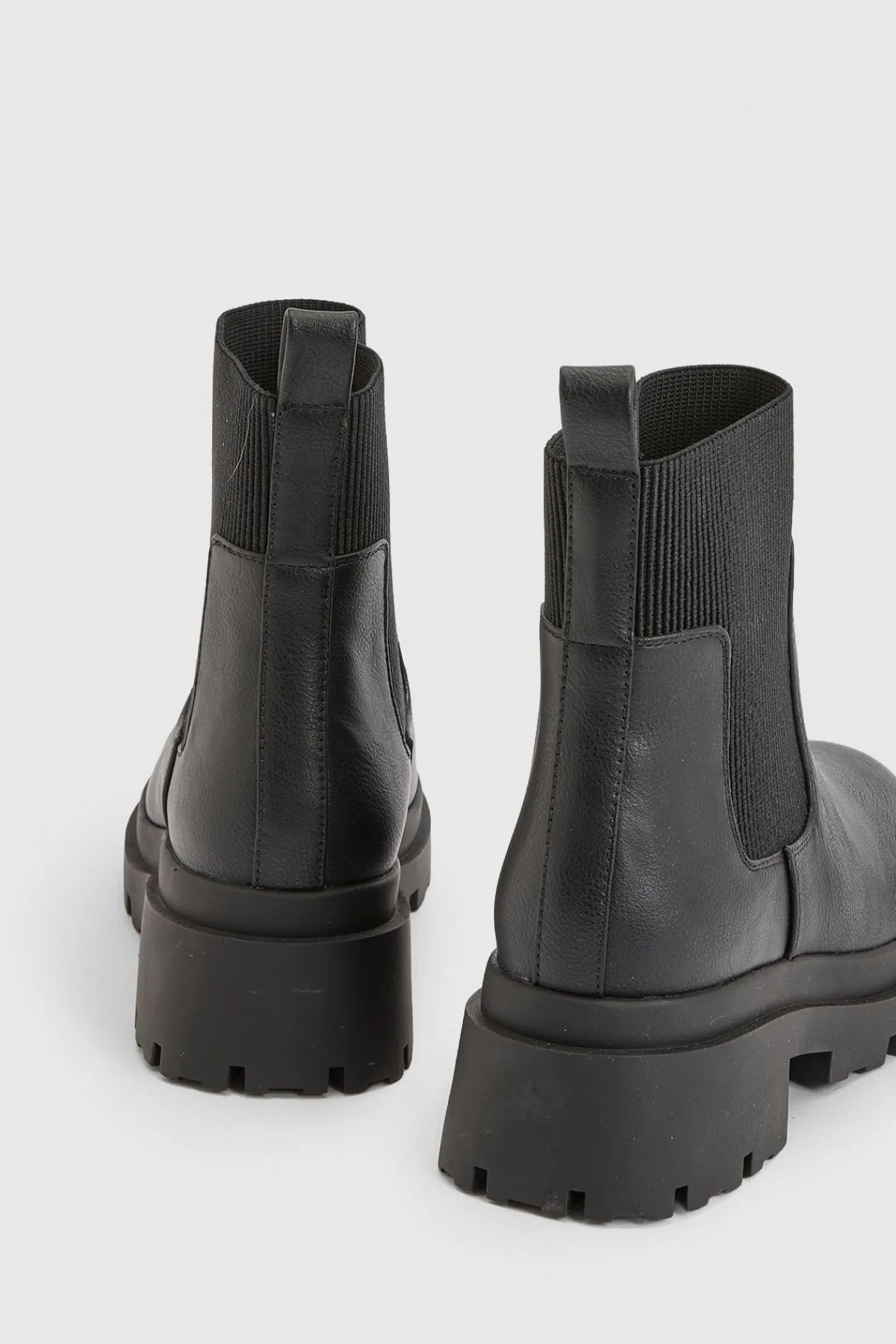 boohoo Bottines Chelsea À Semelle Crantée< Bottes|Bottes Noires