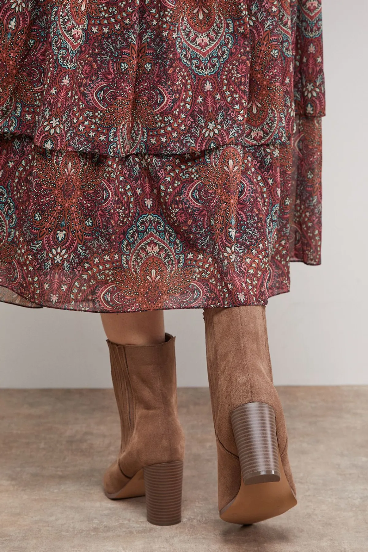 Oasis Bottines Chelsea à Talon Bloc Haut Maria Coupe Large en Daim Synthétique à Bout Pointu< Bottes Mi-Hautes|Bottines Chelsea