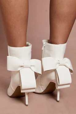 Bottines de Mariée Camilla en synthétique avec Nœud au Dos et Talons Aiguilles Hauts