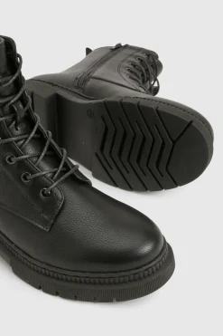 Bottines de randonnée à lacets