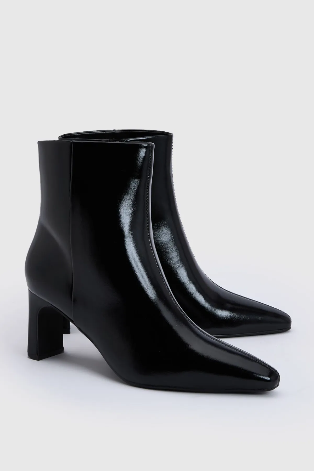 boohoo Bottines À Petit Talon En Synthétique Coupe Large< Bottes Mi-Hautes|Bottes