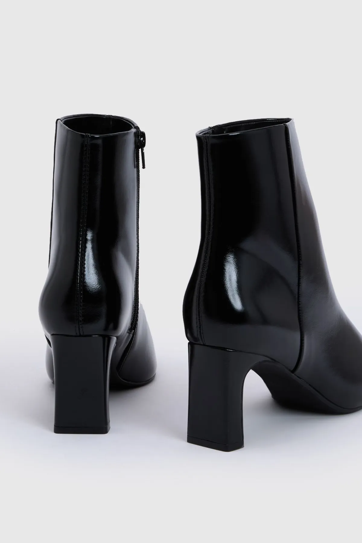 boohoo Bottines À Petit Talon En Synthétique Coupe Large< Bottes Mi-Hautes|Bottes