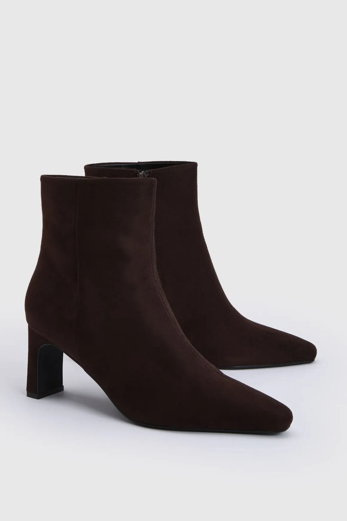 Bottines À Talon Bas En Synthétique Coupe Large