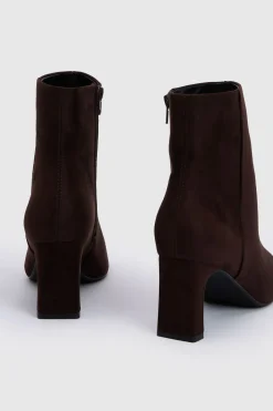 Bottines À Talon Bas En Synthétique Coupe Large