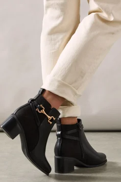 Bottines à Talon Moyen Antonia Coupe Large avec Détail Mors