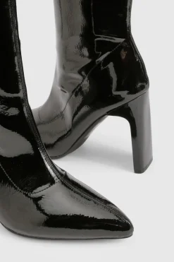 Bottines à Talon Plat en Cuir Verni Texturé