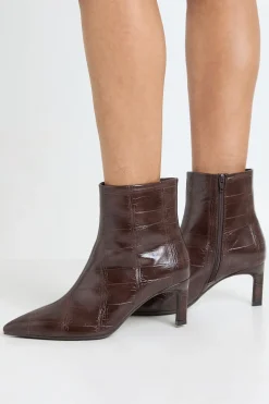 Bottines À Talons Aiguilles Bas Coupe Large Effet Croco