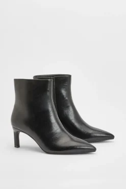 Bottines À Talons Aiguilles Bas Coupe Large