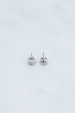 Boucles d'oreilles clous parsemées de cristaux européens sertis à la main