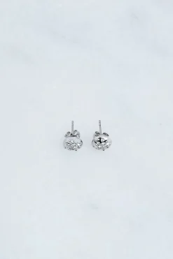 Boucles d'oreilles clous parsemées de cristaux européens sertis à la main
