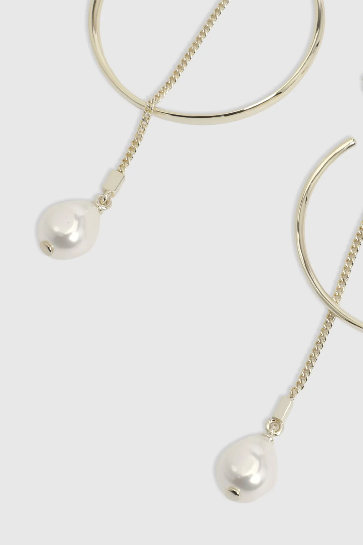 Boucles d'Oreilles Créoles Modernes à Perles