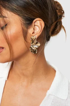 Boucles D'oreilles Ornées De Détails Pétales