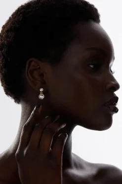 KarenMillen Boucles d'oreilles pendantes solitaires en cristal européen, plaquées or 14kt et faites à la main< Boucles D'Oreilles