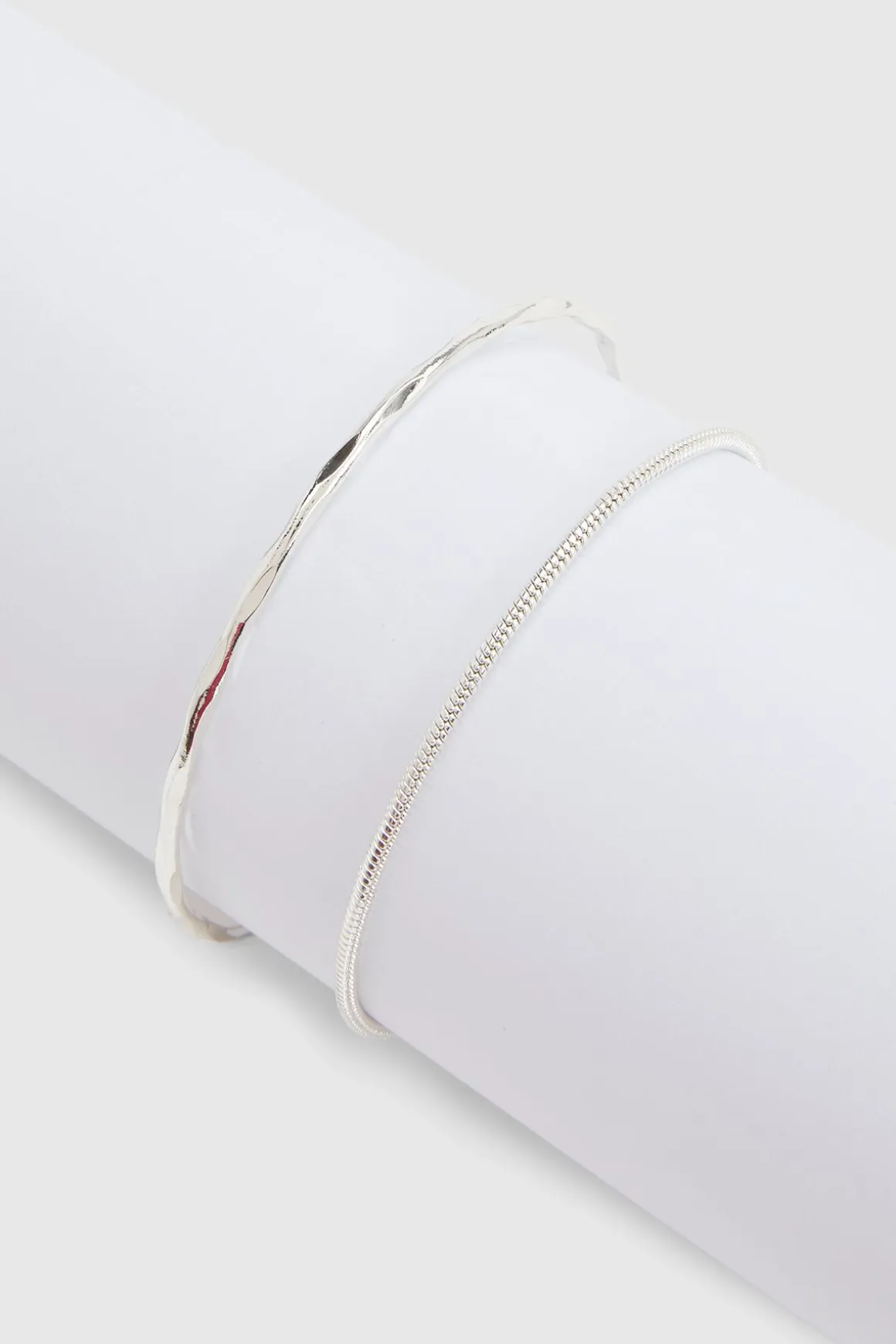 Bracelets Joncs Fins Argentés Avec Fermoir Toggle Lot De 2