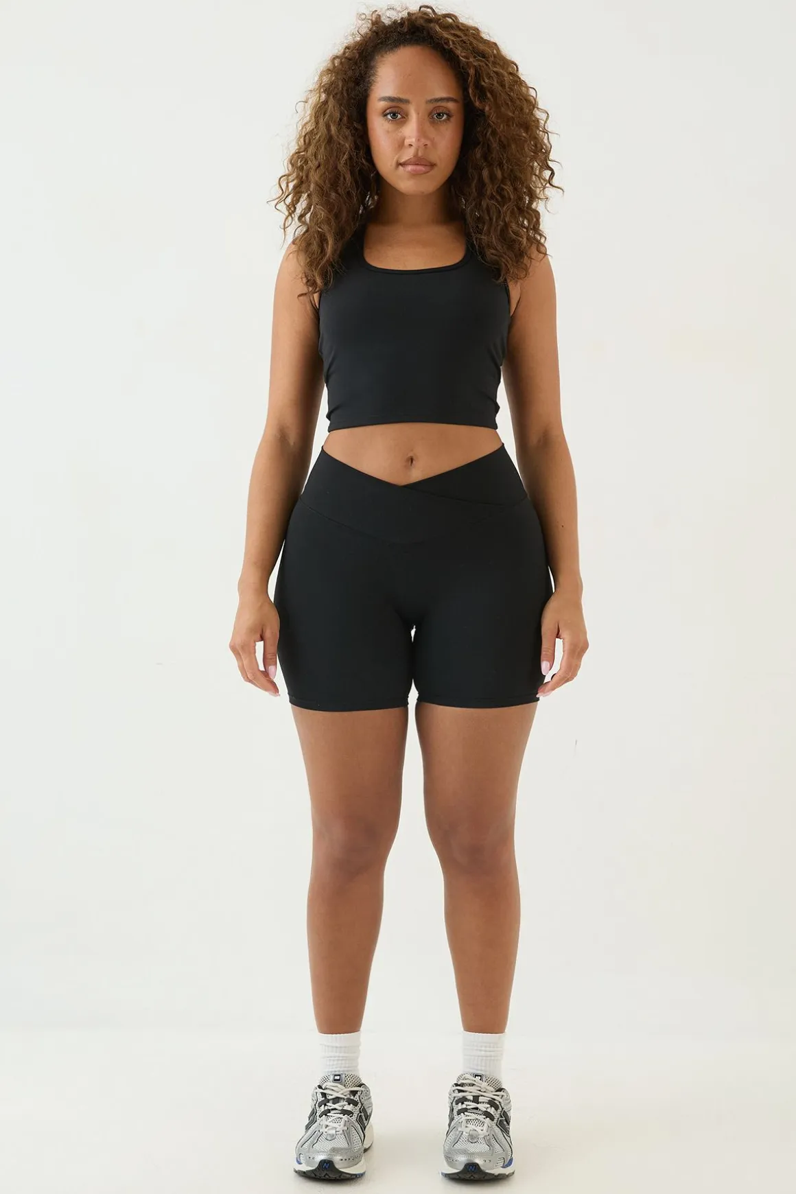 Brassière De Sport Dos Nageur À Découpes Ultra Sculptante Dsgn Studio