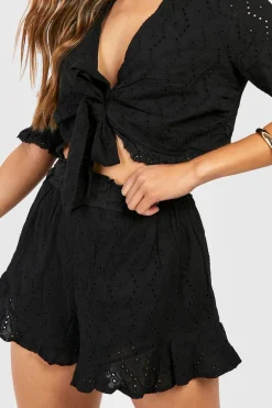 boohoo Broderie Top Noué & Shorts à Ourlet Volant<Femme Ensembles