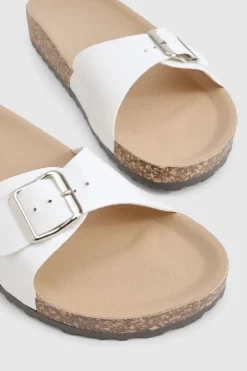 boohoo Buckle Footbed Slider< Sandales