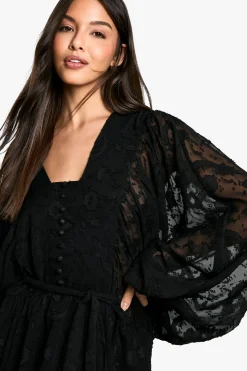 boohoo Burnout Paisley Robe Skater à Volants Ceinturée<Femme Robes Patineuses|Robes Bohème