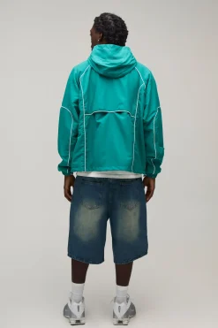 Cagoule À Casynthétiqueche Coupe Classique Avec Passepoil
