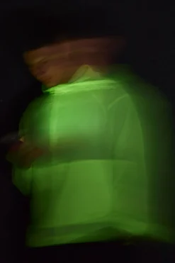 Cagoule Haute Surdimensionnée À Casynthétiqueche Avec Fermeture À Bascule Et Détails Phosphorescents