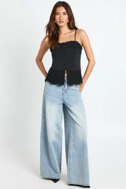 boohoo Cami boutonnée en mélange de satin et de dentelle<Femme Satin Et Dentelle|Tops
