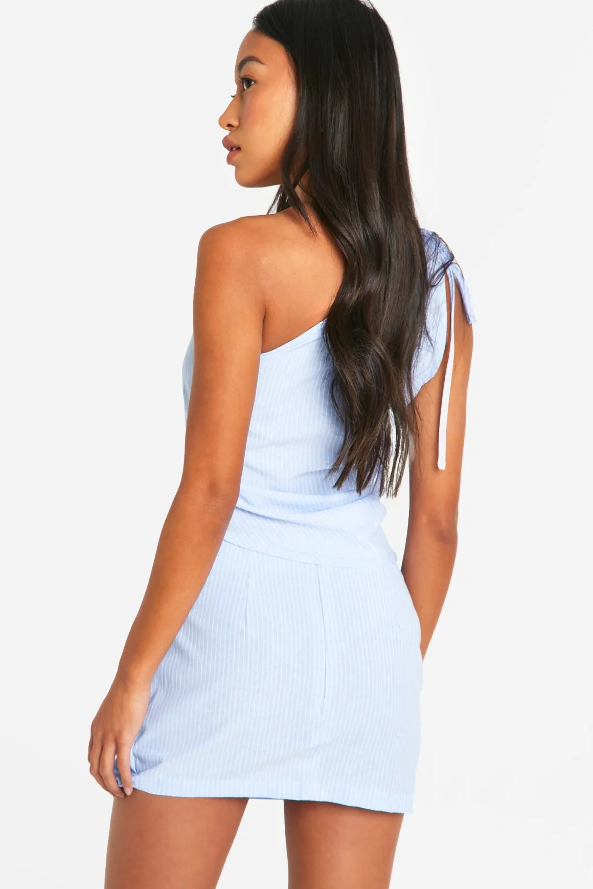 Camisole asymétrique à rayures froncée