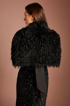 Cape Courte En Synthétique À Effet Plumes Noire
