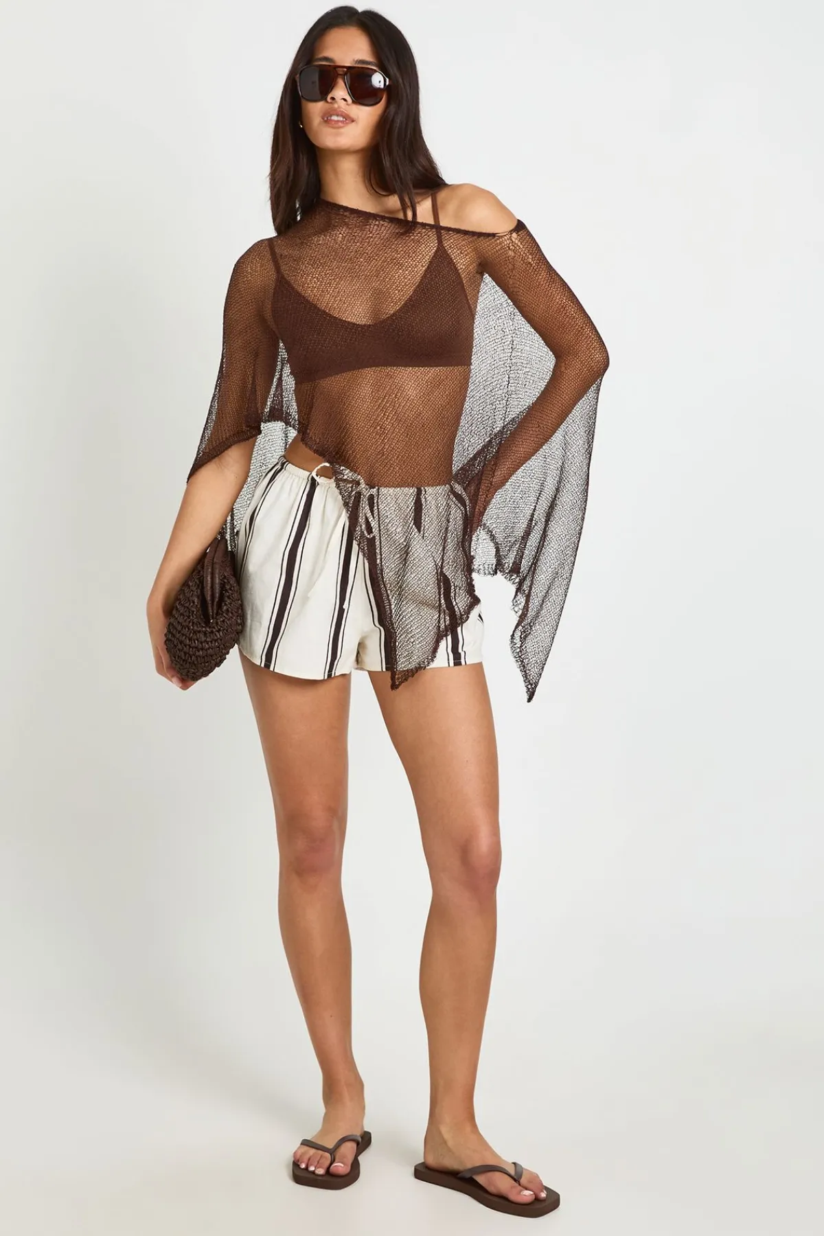 boohoo Cape Légère En Crochet Tricoté<Femme Looks Chocolat|Pulls Et Gilets