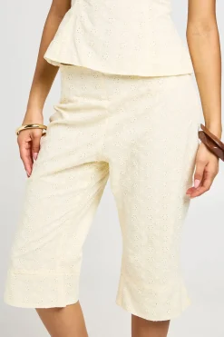 boohoo Capri En Broderie Anglaise Tissée<Femme Pantalons