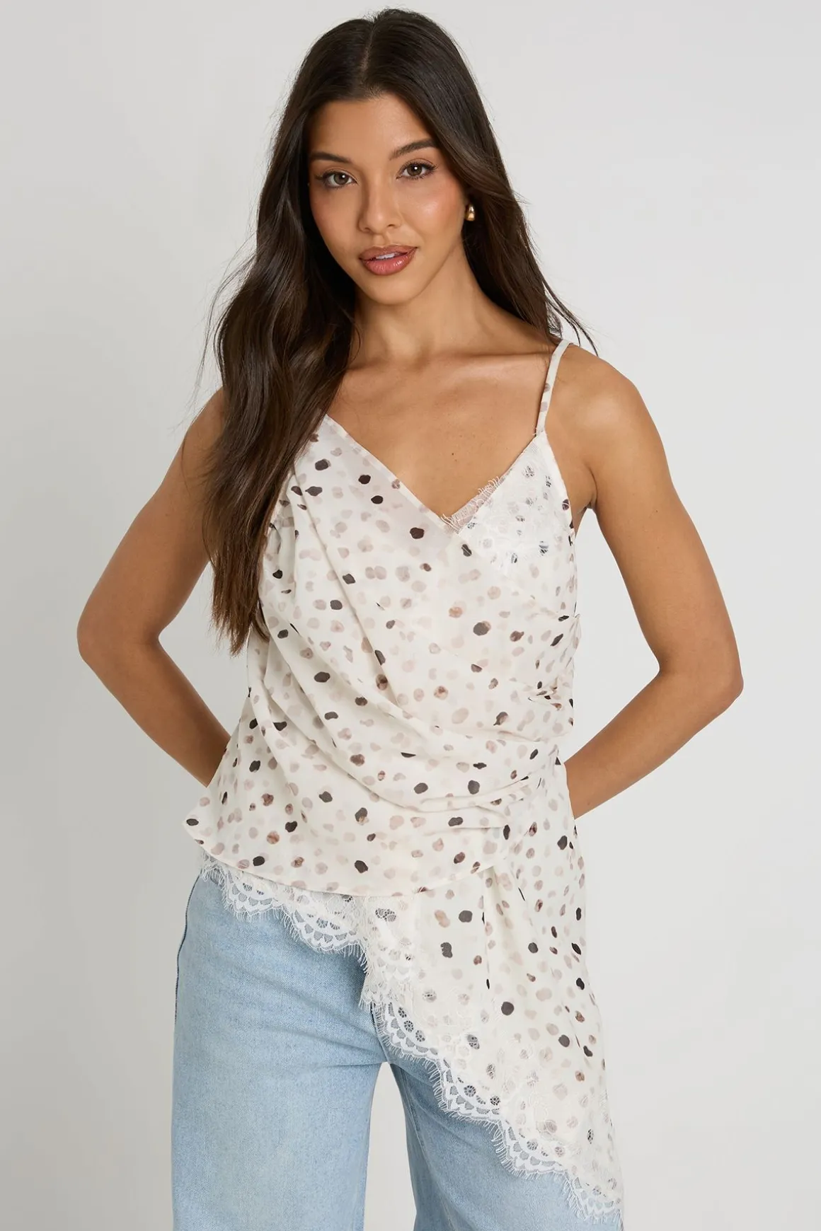 Caraco Asymétrique Drapé À Pois Avec Bordure En Dentelle