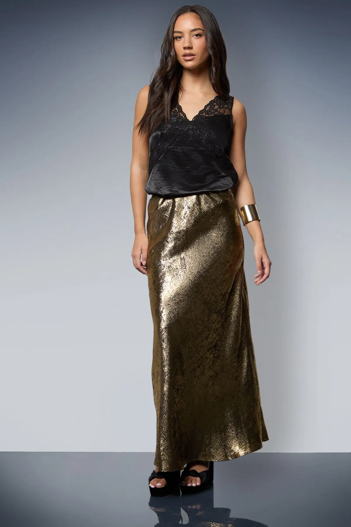Oasis Caraco en Satin à Col V avec Détails en Dentelle<Femme Satin Et Dentelle|Tops