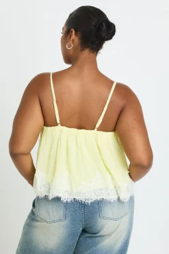 boohoo Caraco Grande Taille À Détails De Dentelle<Femme Satin Et Dentelle|Tops