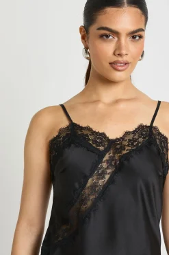 boohoo Caraco Long en Satin à Dentelle<Femme Satin Et Dentelle|Tops