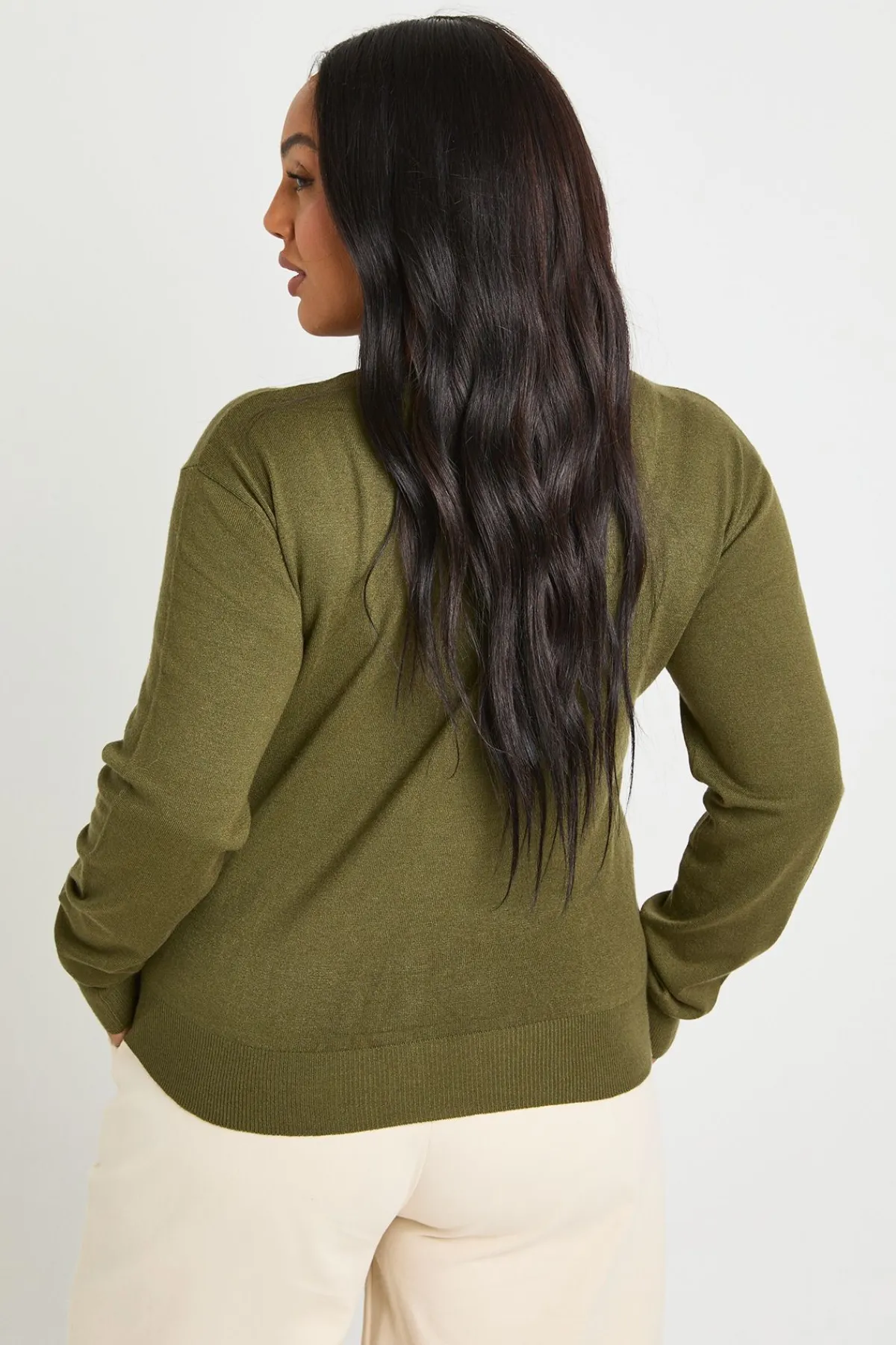 boohoo Cardigan boutonné à encolure ronde Plus<Femme Pulls Et Gilets|Toutes Les Mailles