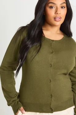 boohoo Cardigan boutonné à encolure ronde Plus<Femme Pulls Et Gilets|Toutes Les Mailles