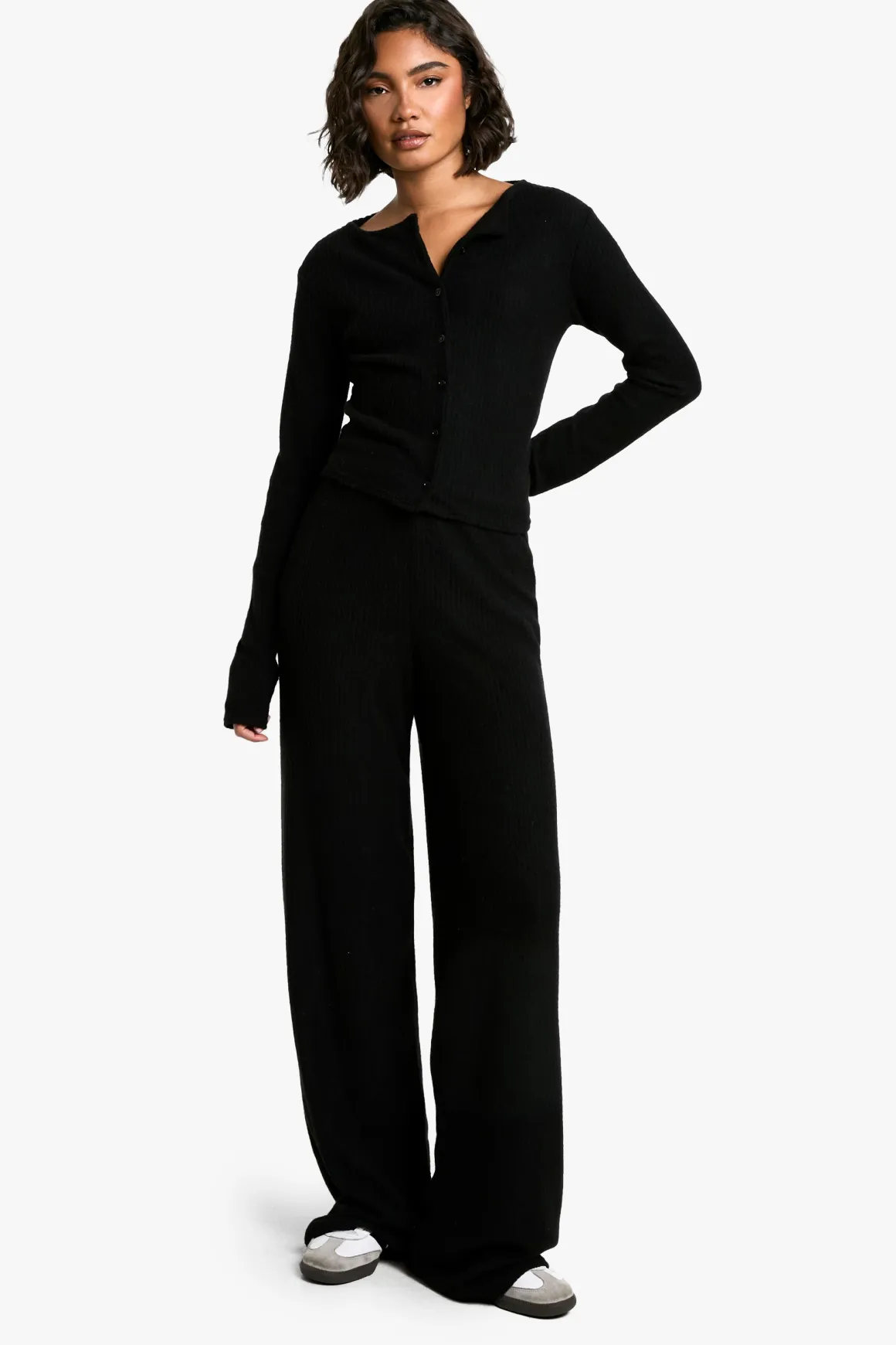 Cardigan brossé long et ensemble coordonné avec pantalon à jambes larges