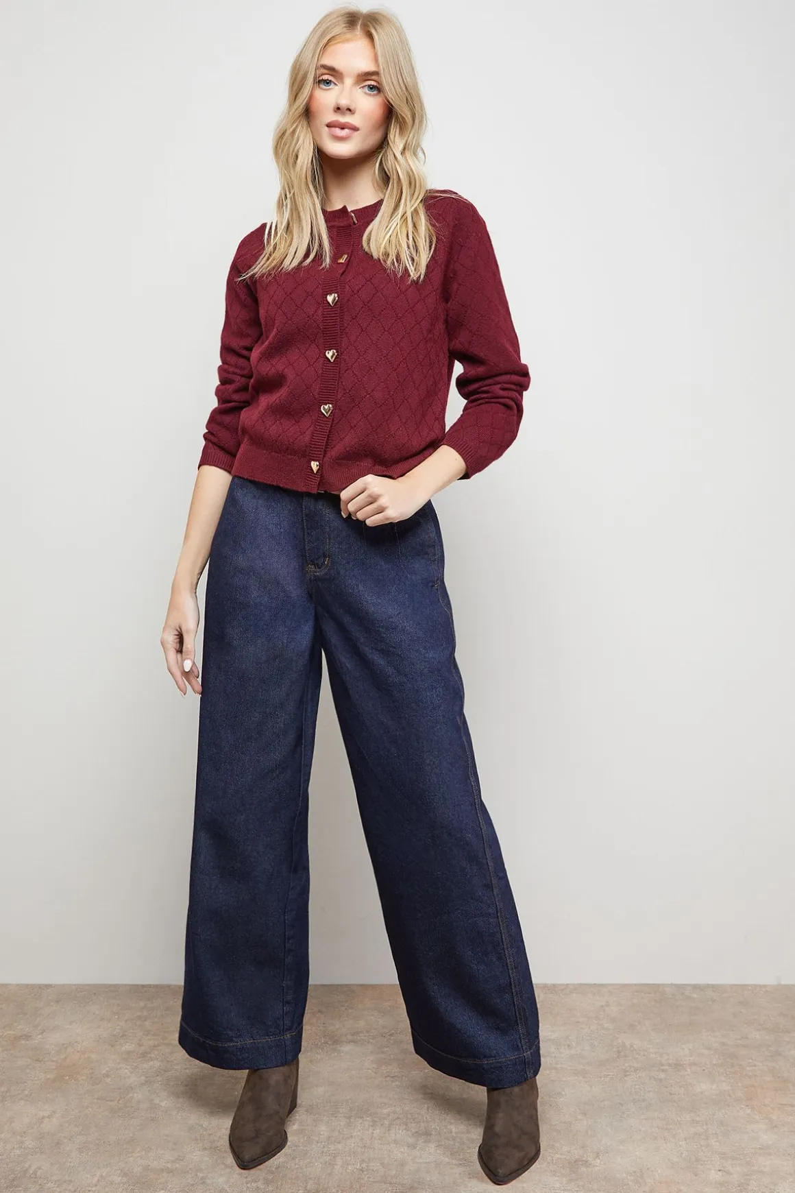 Cardigan Col Rond à Boutons Cœur