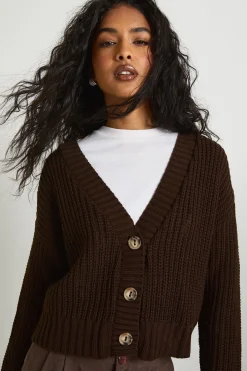 Cardigan court en maille épaisse