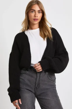 boohoo Cardigan court en maille épaisse<Femme Pulls Et Gilets|Toutes Les Mailles