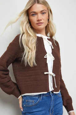 Cardigan à Détails de Liens Contrastés