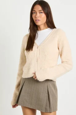 boohoo Cardigan à encolure en V, taille cintrée avec détails de poche<Femme Pulls Et Gilets|Toutes Les Mailles