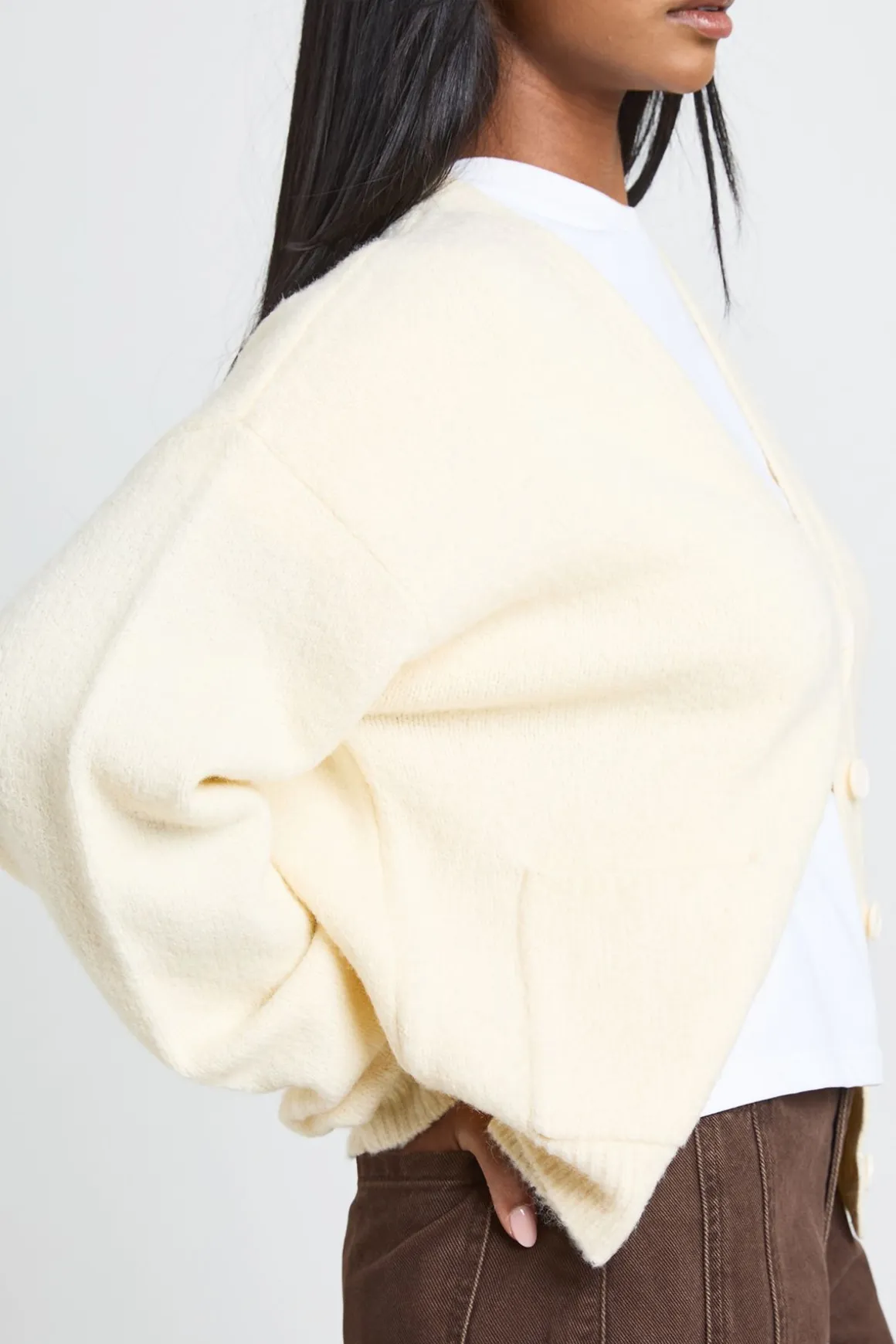 Cardigan En Maille Douce Col V Avec Poches Plaquées