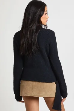 Cardigan en maille douce à détails enroulés et garniture métallique