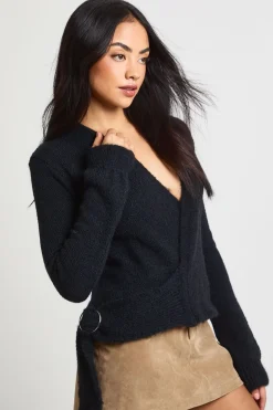 Cardigan en maille douce à détails enroulés et garniture métallique