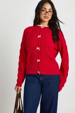 boohoo Cardigan en maille torsadée avec détail de bouton nœud<Femme Pulls Et Gilets|Toutes Les Mailles